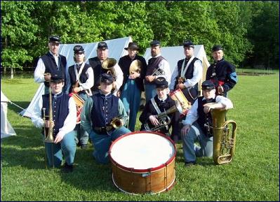 http://46thparegband.50webs.com/pictures/46th-1.JPG